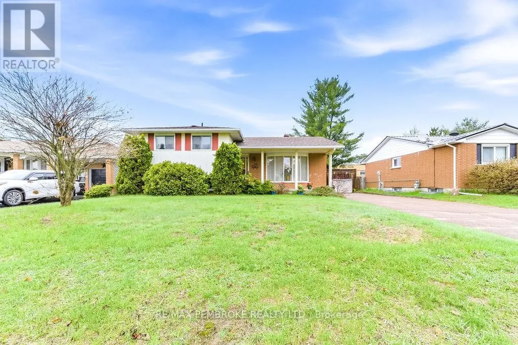 20 Maple Avenue Petawawa ON K8H 2Y5
