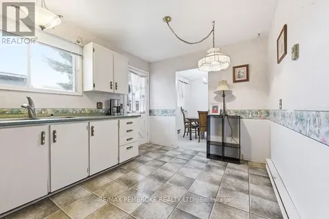 20 Maple Avenue Petawawa ON K8H 2Y5