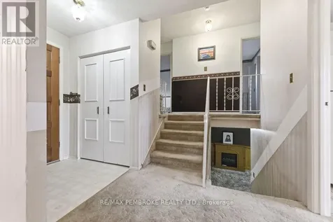 20 Maple Avenue Petawawa ON K8H 2Y5