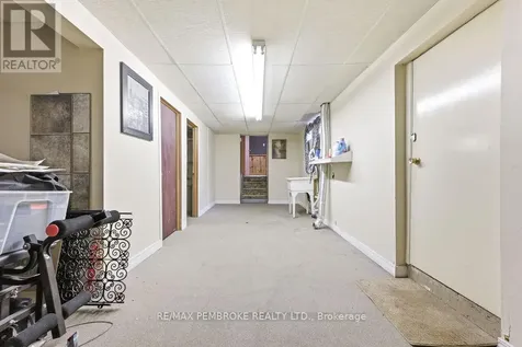 20 Maple Avenue Petawawa ON K8H 2Y5