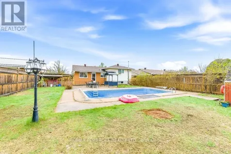 20 Maple Avenue Petawawa ON K8H 2Y5