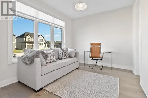 115 Stillwater Crescent Blue Mountains ON L9Y 4W1