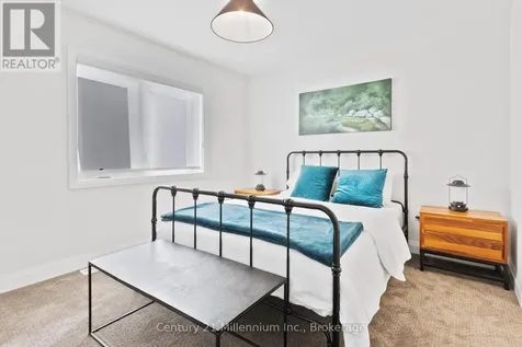 115 Stillwater Crescent Blue Mountains ON L9Y 4W1