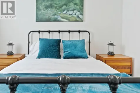 115 Stillwater Crescent Blue Mountains ON L9Y 4W1