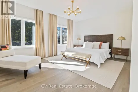 115 Stillwater Crescent Blue Mountains ON L9Y 4W1