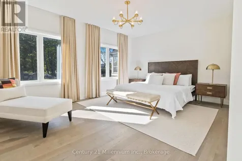 115 Stillwater Crescent Blue Mountains ON L9Y 4W1