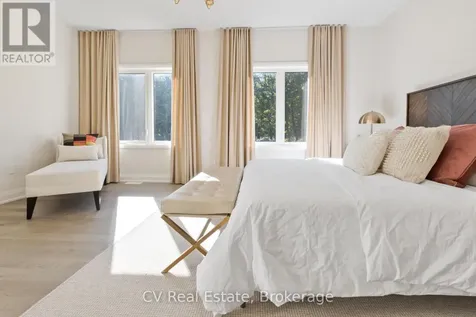 115 Stillwater Crescent Blue Mountains ON L9Y 4W1