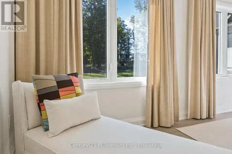 115 Stillwater Crescent Blue Mountains ON L9Y 4W1