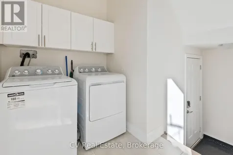 115 Stillwater Crescent Blue Mountains ON L9Y 4W1