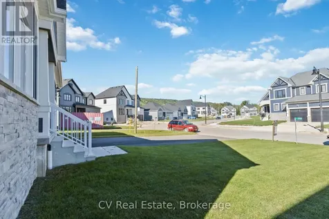 115 Stillwater Crescent Blue Mountains ON L9Y 4W1
