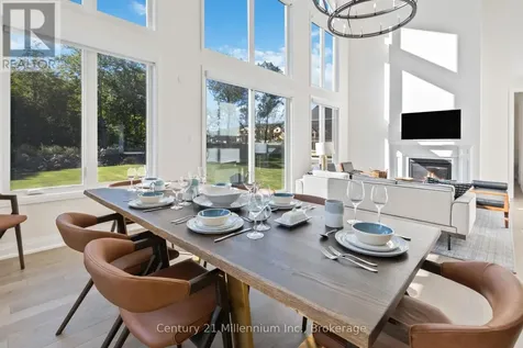 115 Stillwater Crescent Blue Mountains ON L9Y 4W1