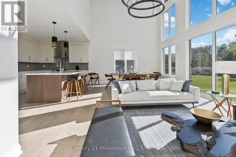 115 Stillwater Crescent Blue Mountains ON L9Y 4W1