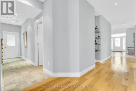 82 Bell Drive Huron-kinloss ON N2Z 0B3