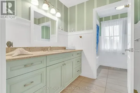 82 Bell Drive Huron-kinloss ON N2Z 0B3