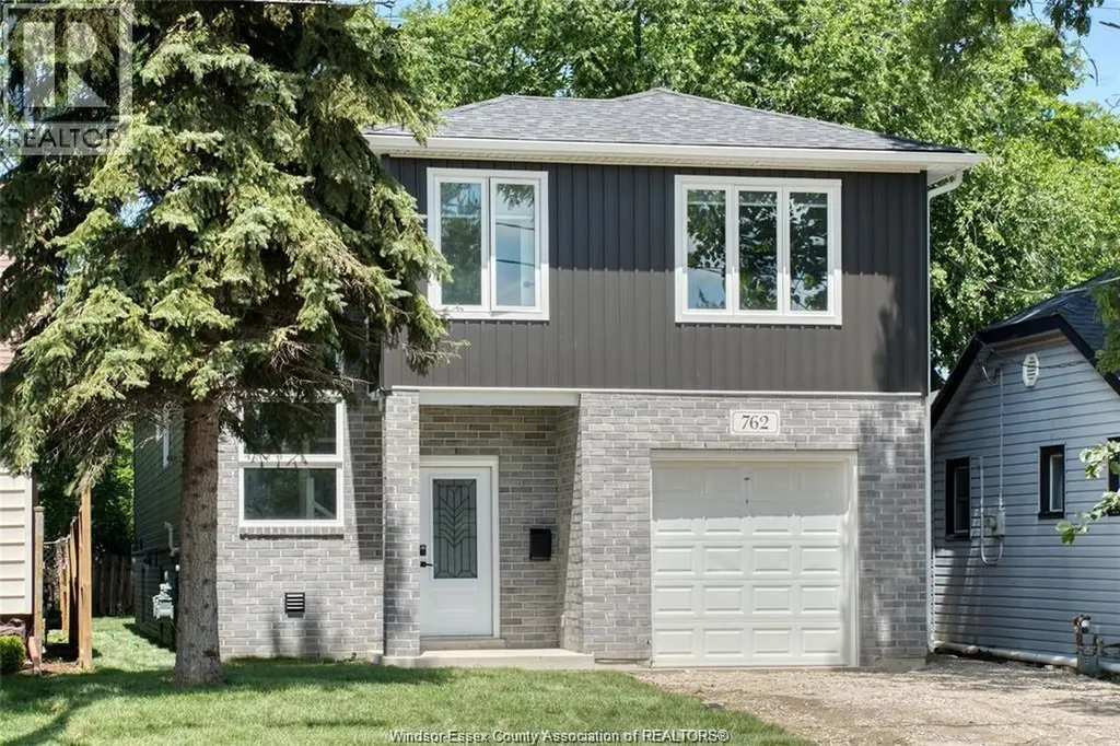 762 South Pacific Avenue Windsor ON N8X 2X2