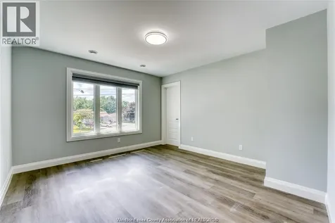 762 South Pacific Avenue Windsor ON N8X 2X2