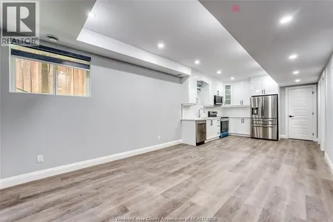 762 South Pacific Avenue Windsor ON N8X 2X2