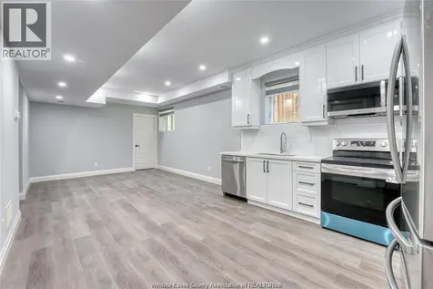 762 South Pacific Avenue Windsor ON N8X 2X2