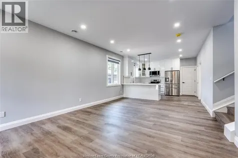 762 South Pacific Avenue Windsor ON N8X 2X2
