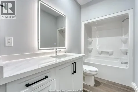 762 South Pacific Avenue Windsor ON N8X 2X2