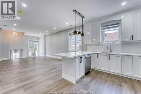 762 South Pacific Avenue Windsor ON N8X 2X2