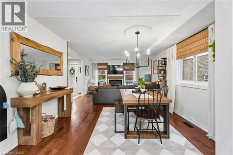 490 Knightsbridge Crescent Ancaster ON L9G 3S5