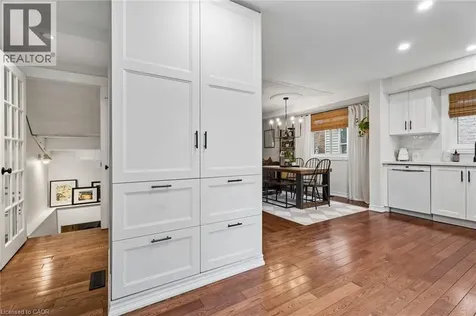 490 Knightsbridge Crescent Ancaster ON L9G 3S5
