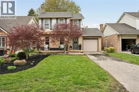 490 Knightsbridge Crescent Ancaster ON L9G 3S5