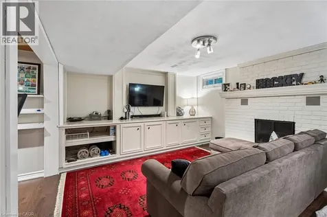 490 Knightsbridge Crescent Ancaster ON L9G 3S5