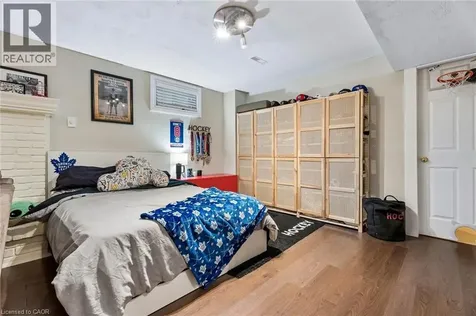 490 Knightsbridge Crescent Ancaster ON L9G 3S5