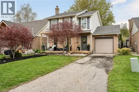 490 Knightsbridge Crescent Ancaster ON L9G 3S5