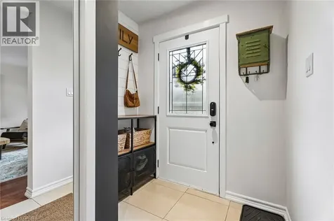 490 Knightsbridge Crescent Ancaster ON L9G 3S5