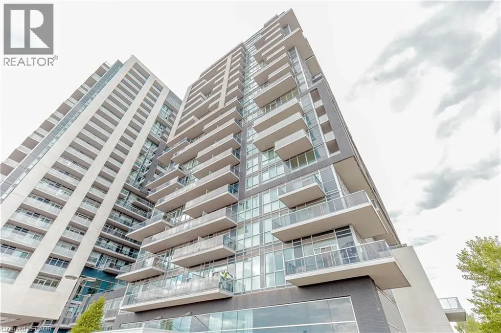 2093 Fairview Street Burlington ON L7M 3W8