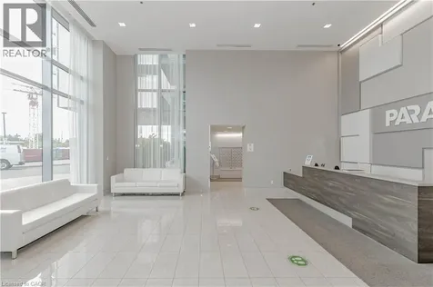 2093 Fairview Street Burlington ON L7M 3W8
