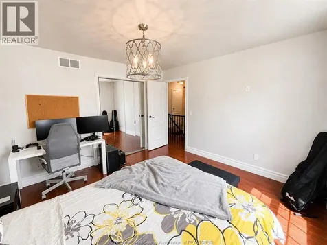 531 Gary Avenue Lasalle ON N9J 3C9