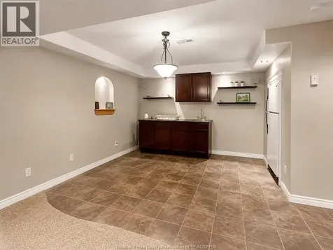 531 Gary Avenue Lasalle ON N9J 3C9
