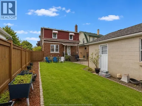 2306 Lincoln Road Windsor ON N8W 2R5