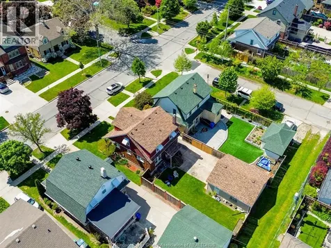 2306 Lincoln Road Windsor ON N8W 2R5