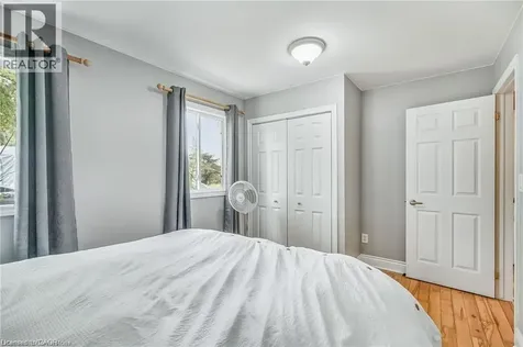 8 Beach Road Lowbanks ON N0A 1K0