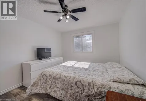 277 Pioneer Drive Kitchener ON N2P 1M9
