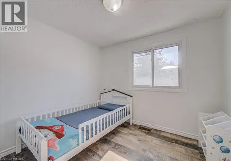 277 Pioneer Drive Kitchener ON N2P 1M9