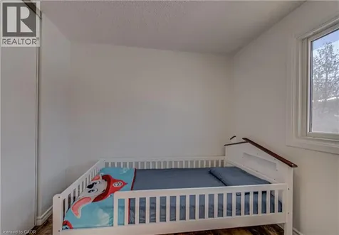277 Pioneer Drive Kitchener ON N2P 1M9