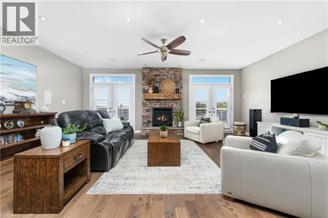53 Anastasia Boulevard Smithville ON L0R 2A0