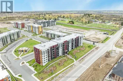 4 Spice Way Barrie ON L9J 0M2