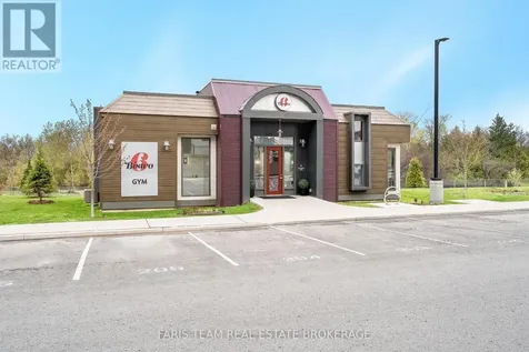 4 Spice Way Barrie ON L9J 0M2