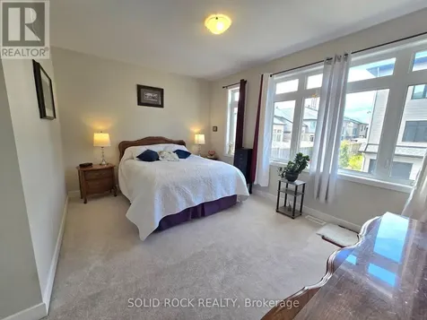 844 Ralph Hennessy Avenue Ottawa ON K1X 0E4