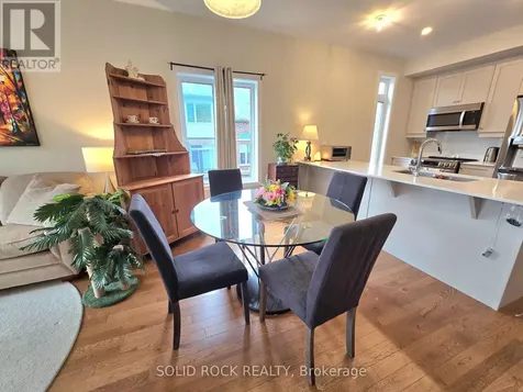 844 Ralph Hennessy Avenue Ottawa ON K1X 0E4