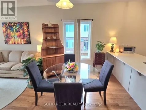 844 Ralph Hennessy Avenue Ottawa ON K1X 0E4