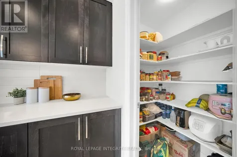 353 Cornice Street Ottawa ON K1W 0P8
