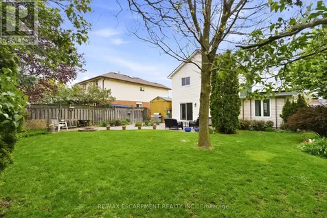 17 Piper Place Haldimand ON N3W 1G9